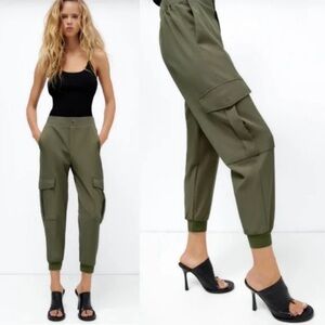 Zara olive green/khaki pull-on Cargo Jogger Pants size Medium